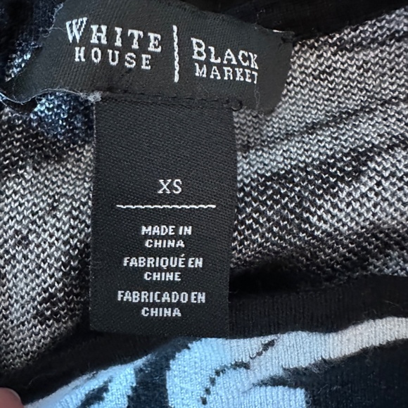 **WHITE HOUSE BLACK MARKET* Black & White Paisley Long Sleeve Dress Size XS - Picture 6 of 6